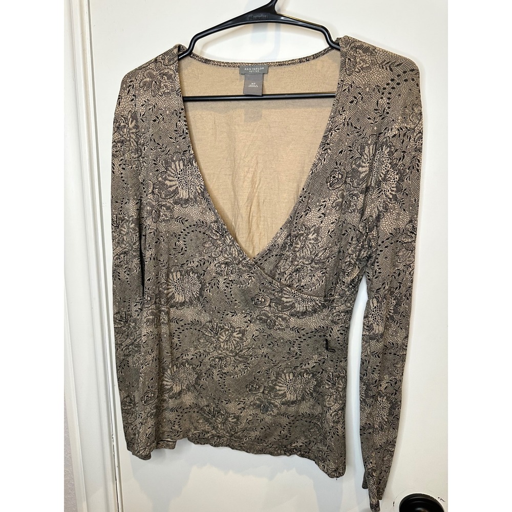 Ann Taylor Petites Tan Black Floral Lace Print Faux Wrap Top Long Sleeve MP
